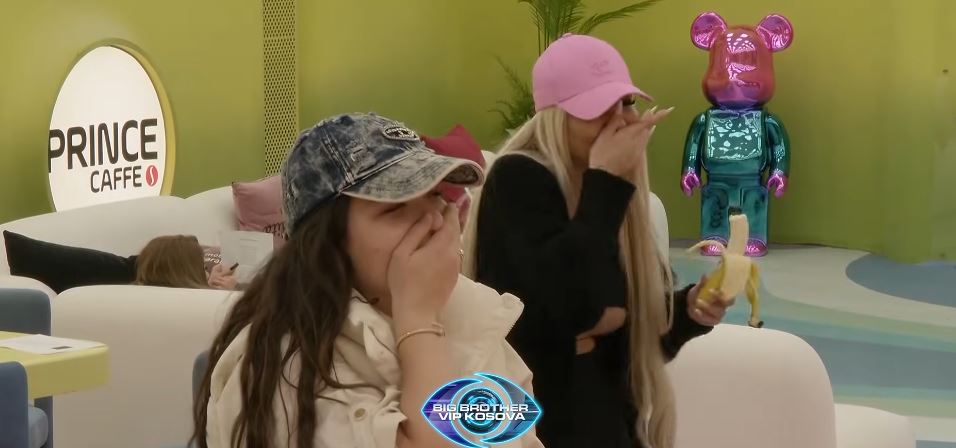 Reagimi epik i Shkurtës kur e pa Benitën duke ngrënë banane: “O shpirt, mos ashtu!