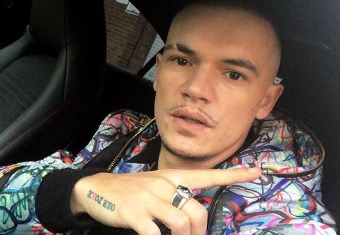 Cozman publikon një portret familjar nga pushimet.