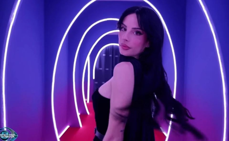 E mbani mend? Jasmina dikur ishte në një lidhje dashurie me këtë ish-banor të ‘BBVK’ (foto)